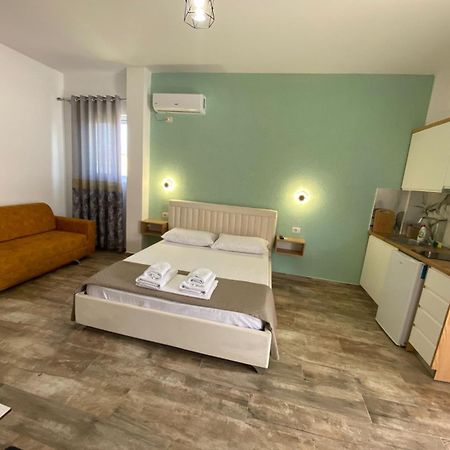 Gray&Oli Studios Vlorë Εξωτερικό φωτογραφία