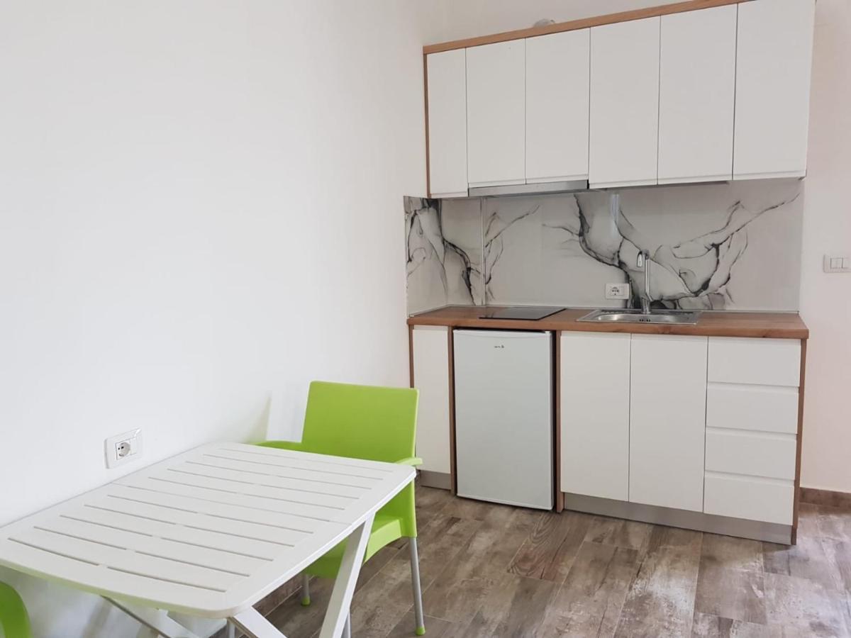 Gray&Oli Studios Vlorë Εξωτερικό φωτογραφία