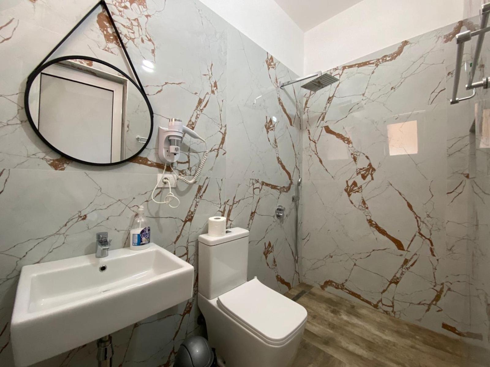 Gray&Oli Studios Vlorë Εξωτερικό φωτογραφία