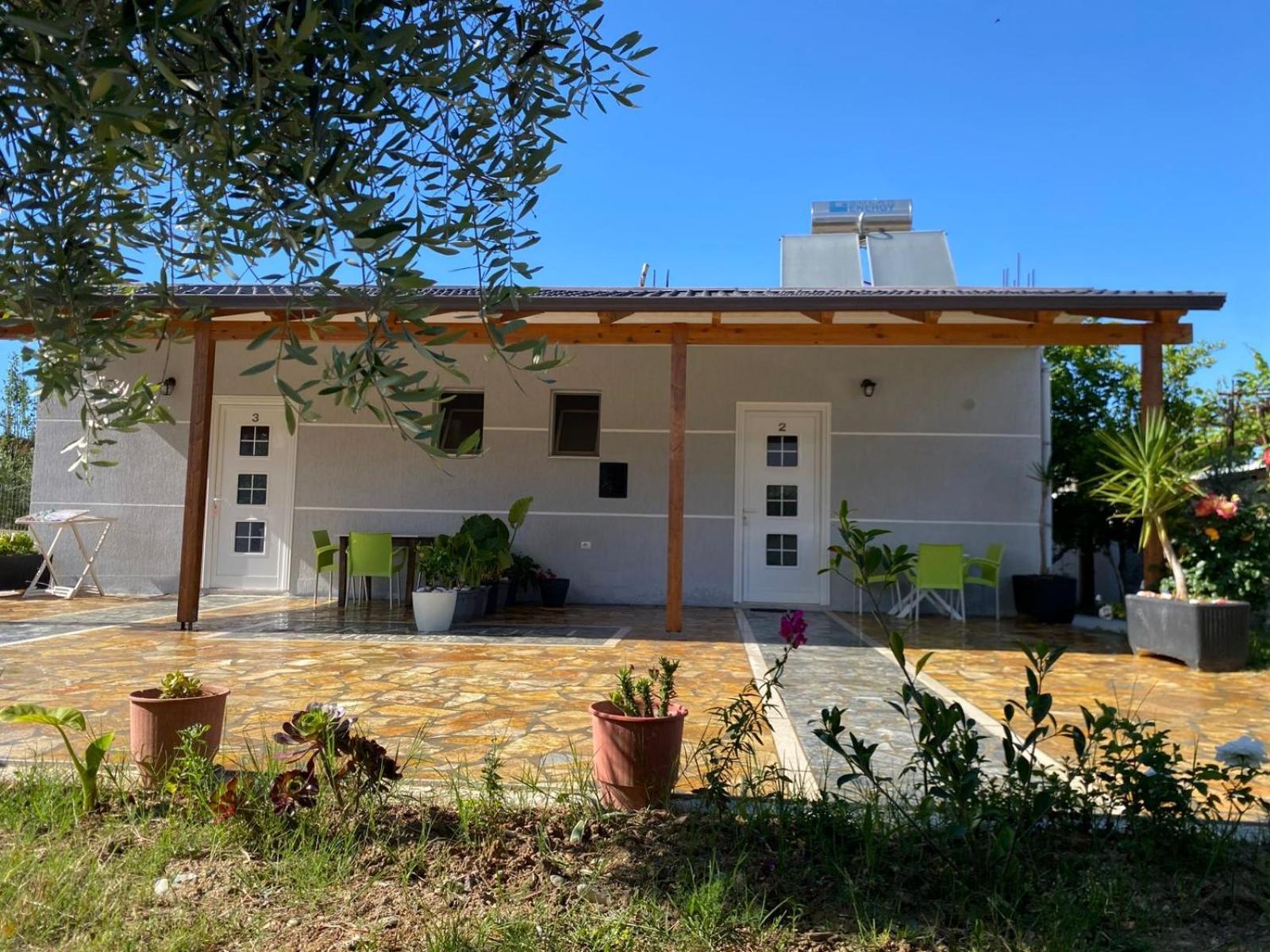 Gray&Oli Studios Vlorë Εξωτερικό φωτογραφία