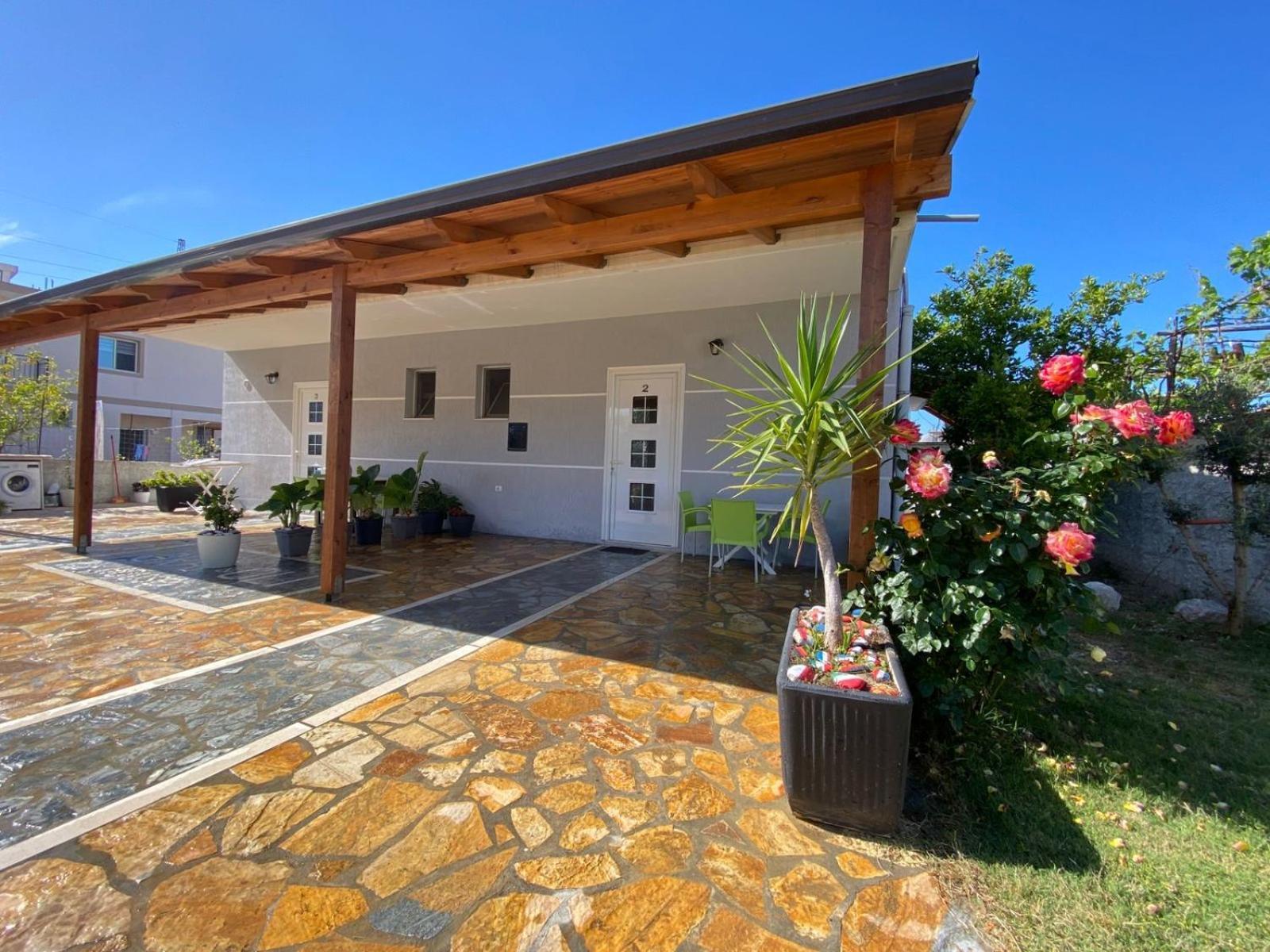 Gray&Oli Studios Vlorë Εξωτερικό φωτογραφία
